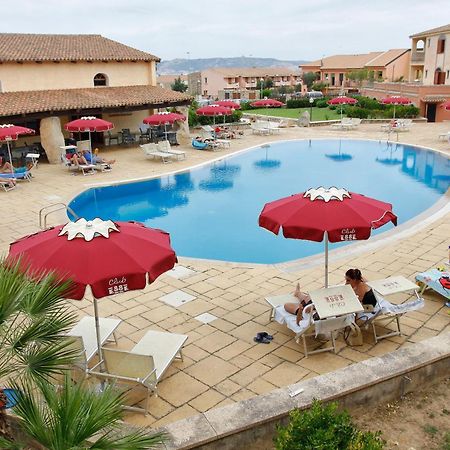 Club Esse Posada Palau Buitenkant foto