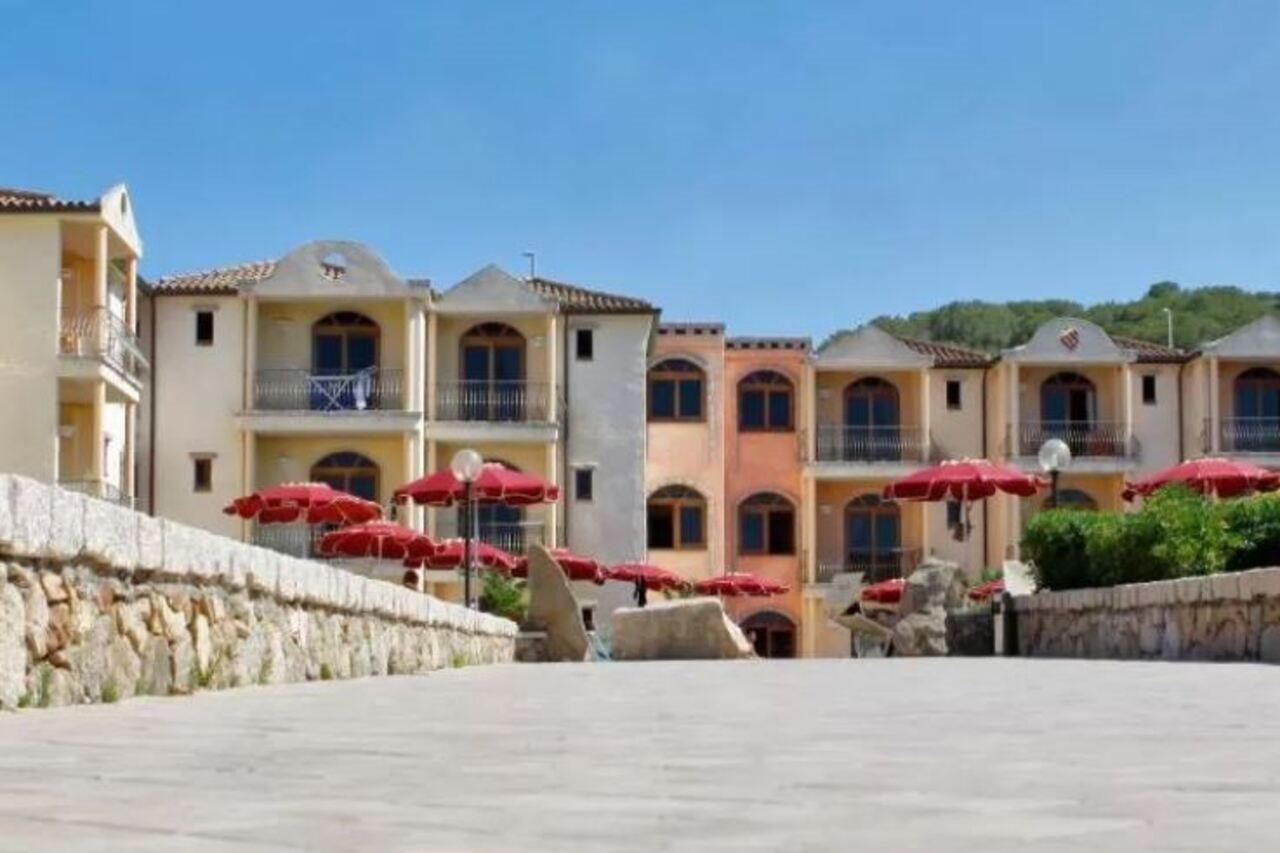 Club Esse Posada Palau Buitenkant foto