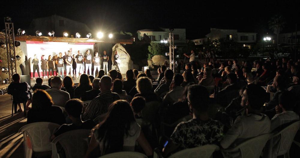 Club Esse Posada Palau Buitenkant foto