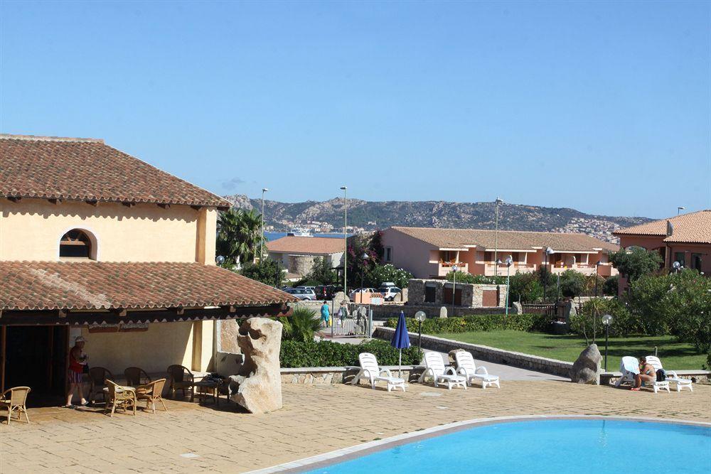 Club Esse Posada Palau Buitenkant foto
