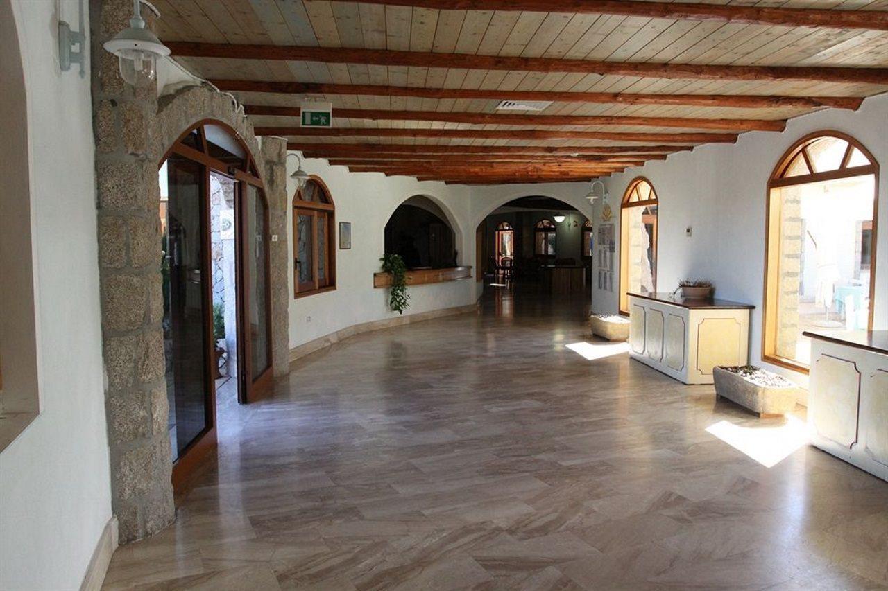 Club Esse Posada Palau Buitenkant foto